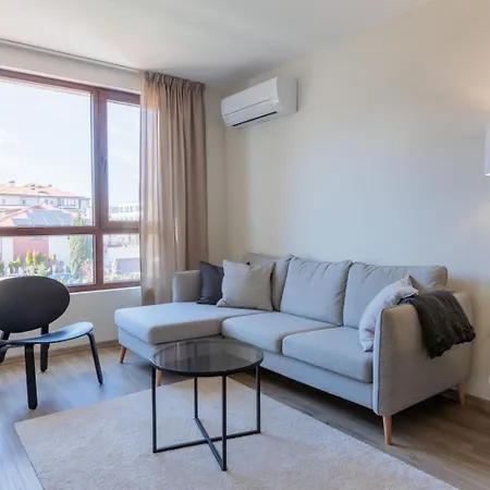 アパート Zerini *